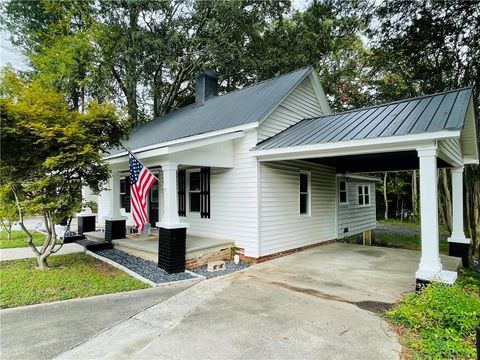 112 Park Street Dallas GA 30132