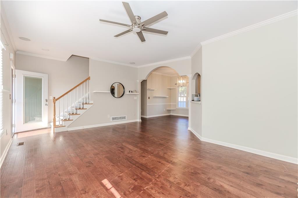 1019 Walnut Creek Drive, Woodstock, Georgia image 3