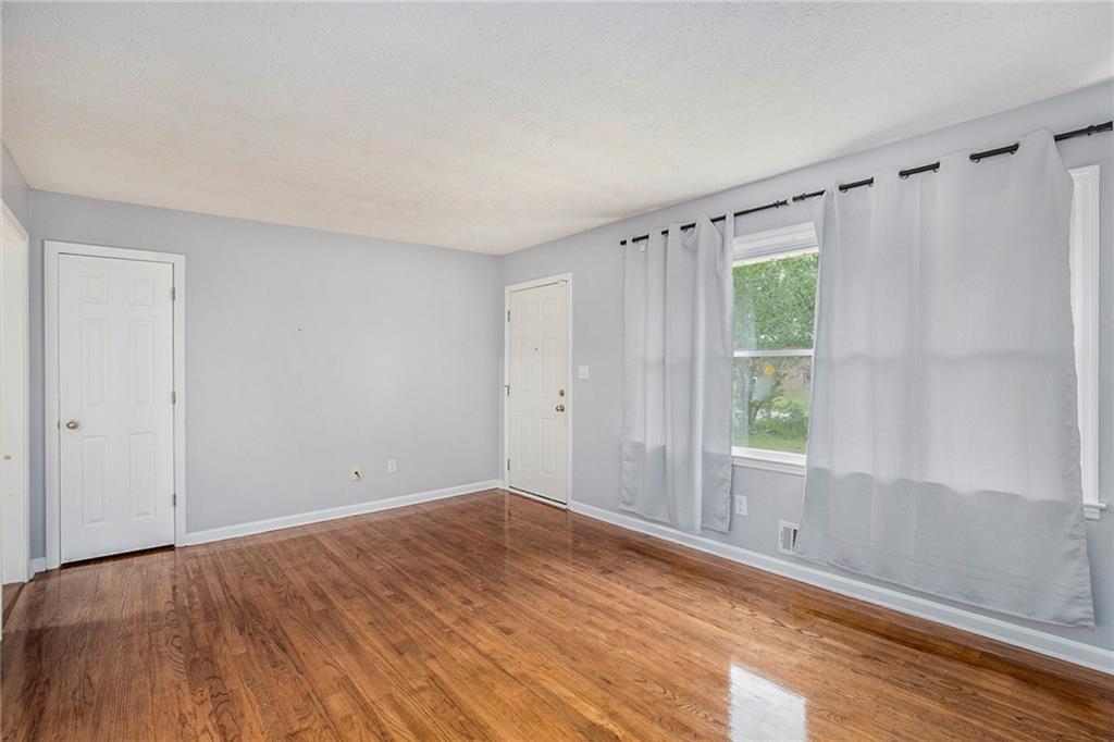 734 Meadowlark Drive