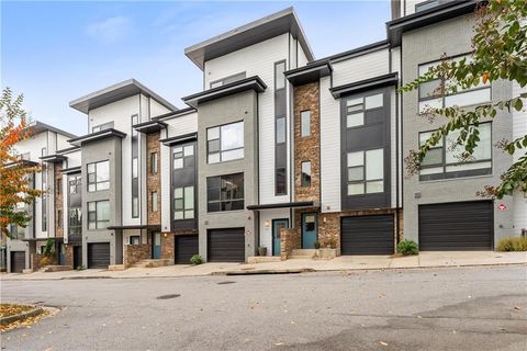 Homes For Sale - 53 Moda Lane<br/> Atlanta, GA 30316
