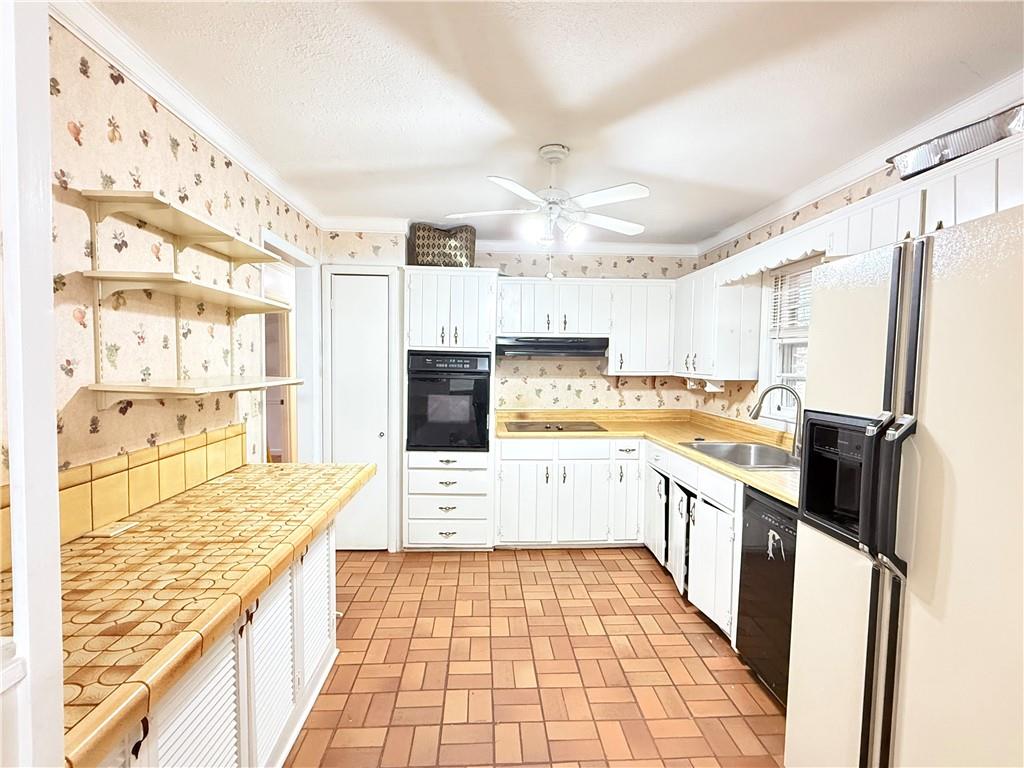 3276 Pin Oak Circle