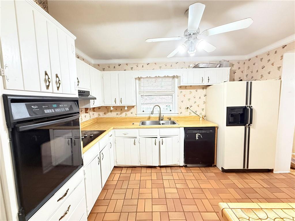 3276 Pin Oak Circle