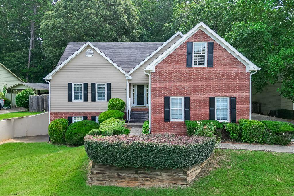 2005 HUNTINGTON HILL Trace