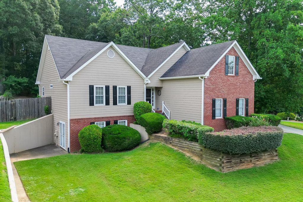 2005 HUNTINGTON HILL Trace