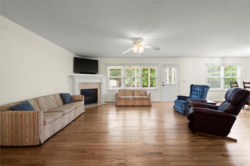 3950 Chattahoochee Road, Cumming, Georgia image 7