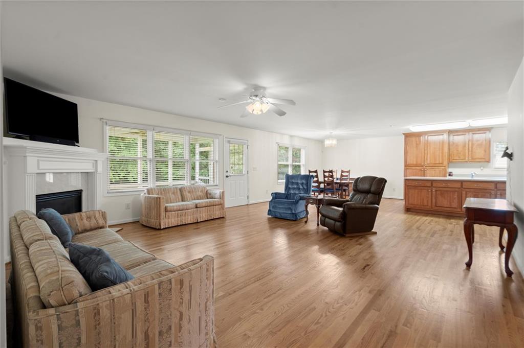 3950 Chattahoochee Road, Cumming, Georgia image 8