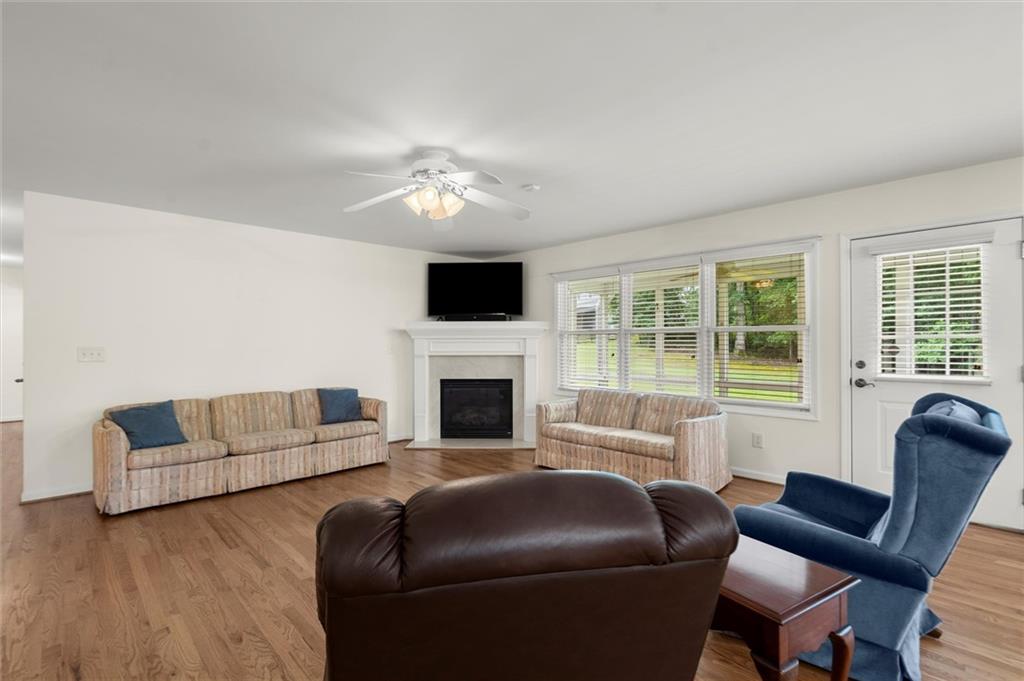 3950 Chattahoochee Road, Cumming, Georgia image 9