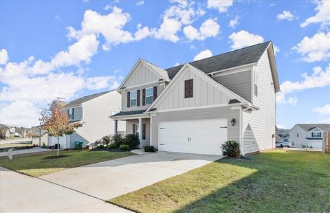 A home in Pendergrass