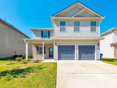 Homes For Sale - 7727 Volion Drive<br/> Fairburn, GA 30213