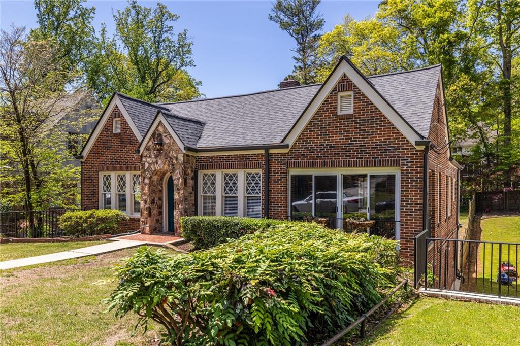 1900 Ridgewood Drive, Atlanta, Georgia image 3