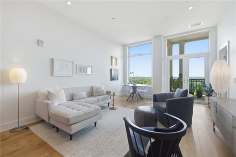 Condo For Sale - 3820 Roswell Road #1012<br/> Atlanta, GA 30342