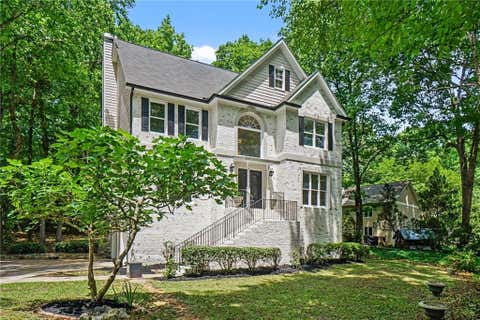 Homes For Sale - 141 Hunting Creek Drive<br/> Marietta, GA 30068