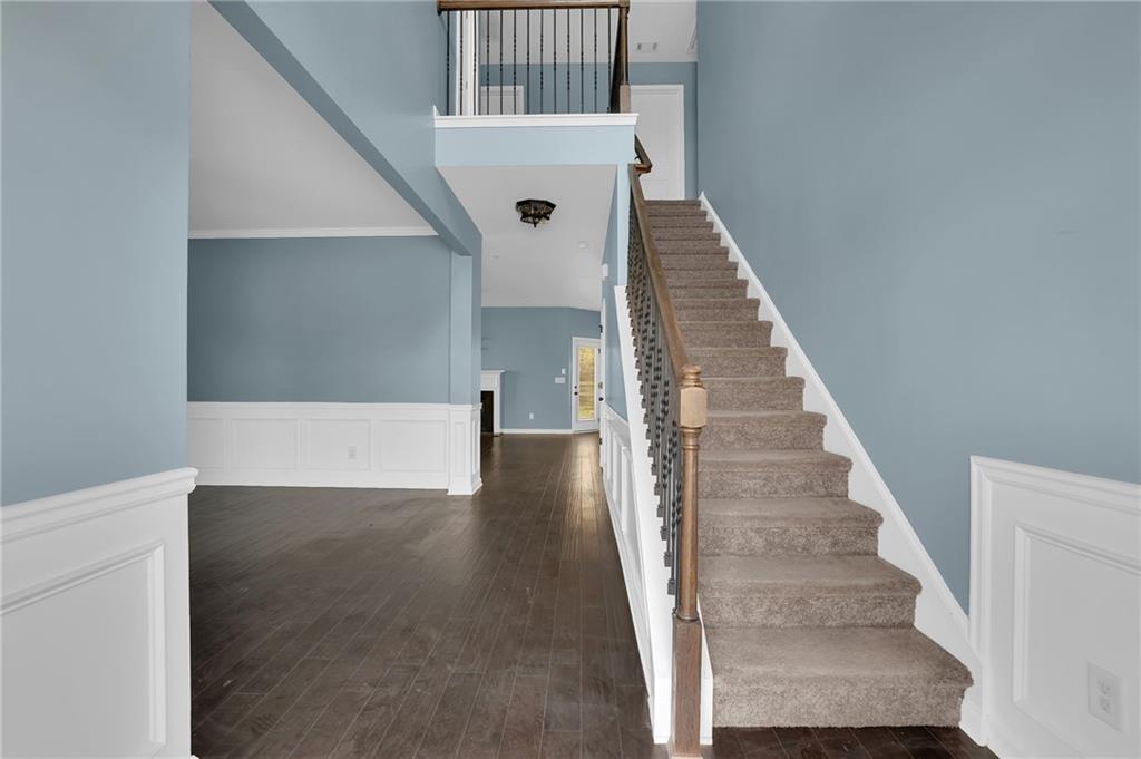 5595 Banner Boulevard