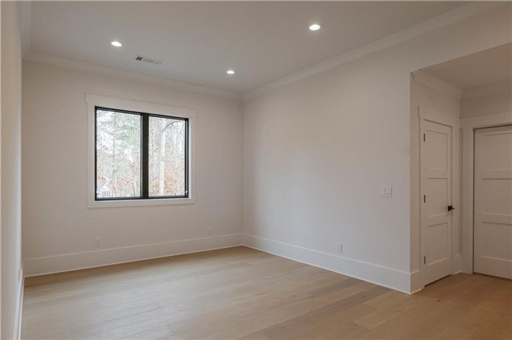 listing image 65