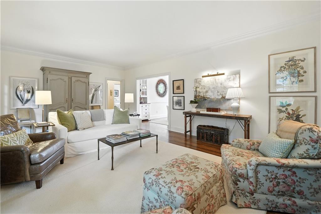 77 Peachtree Memorial Drive NW 2