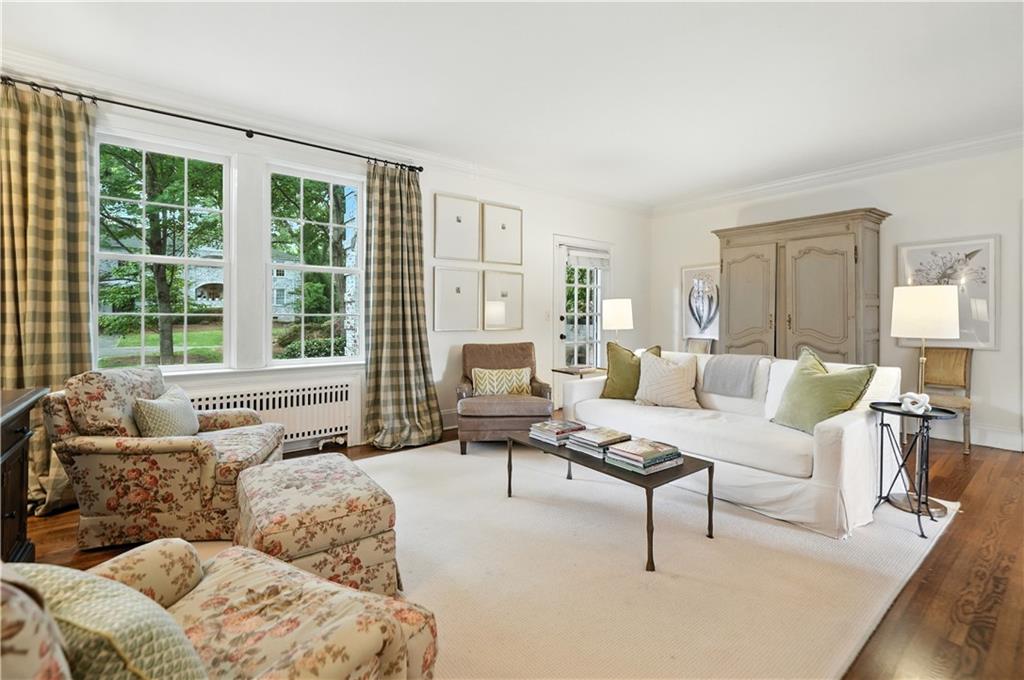 77 Peachtree Memorial Drive NW 2