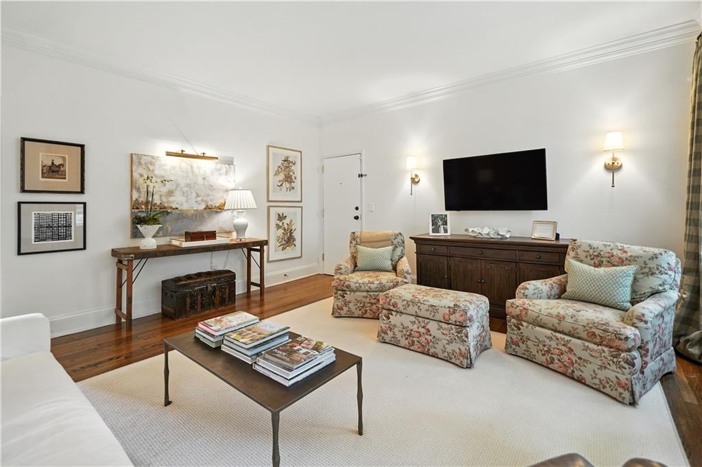 77 Peachtree Memorial Drive NW 2