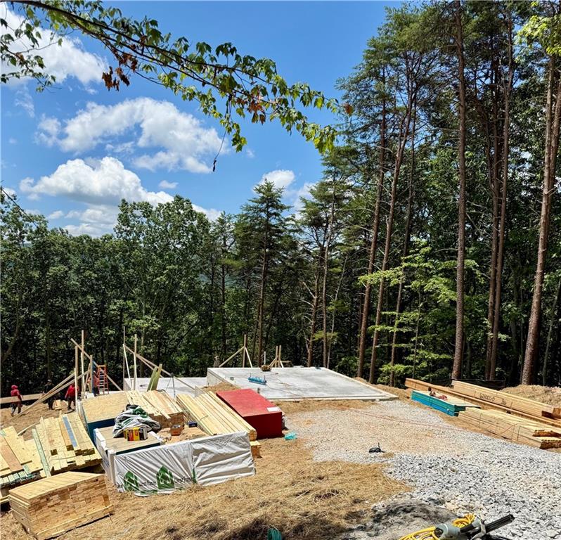 129 Indian Oak Drive