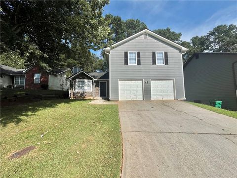 Photo of 440 Sheppard Xing Court, Stone Mountain, GA 30083 (MLS # 7645195)