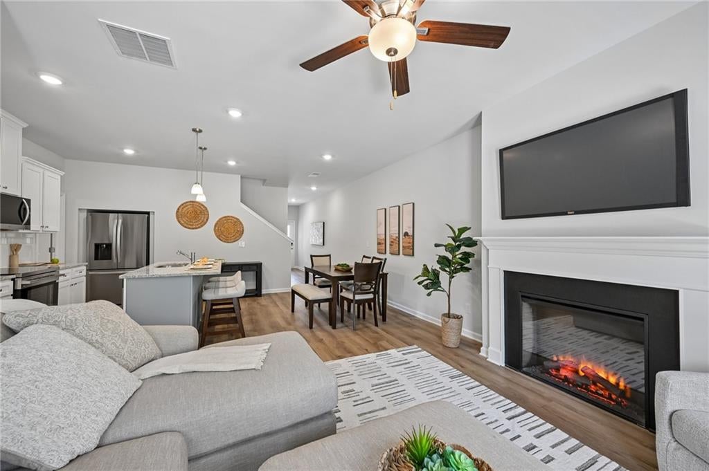 1472 Barlow Road