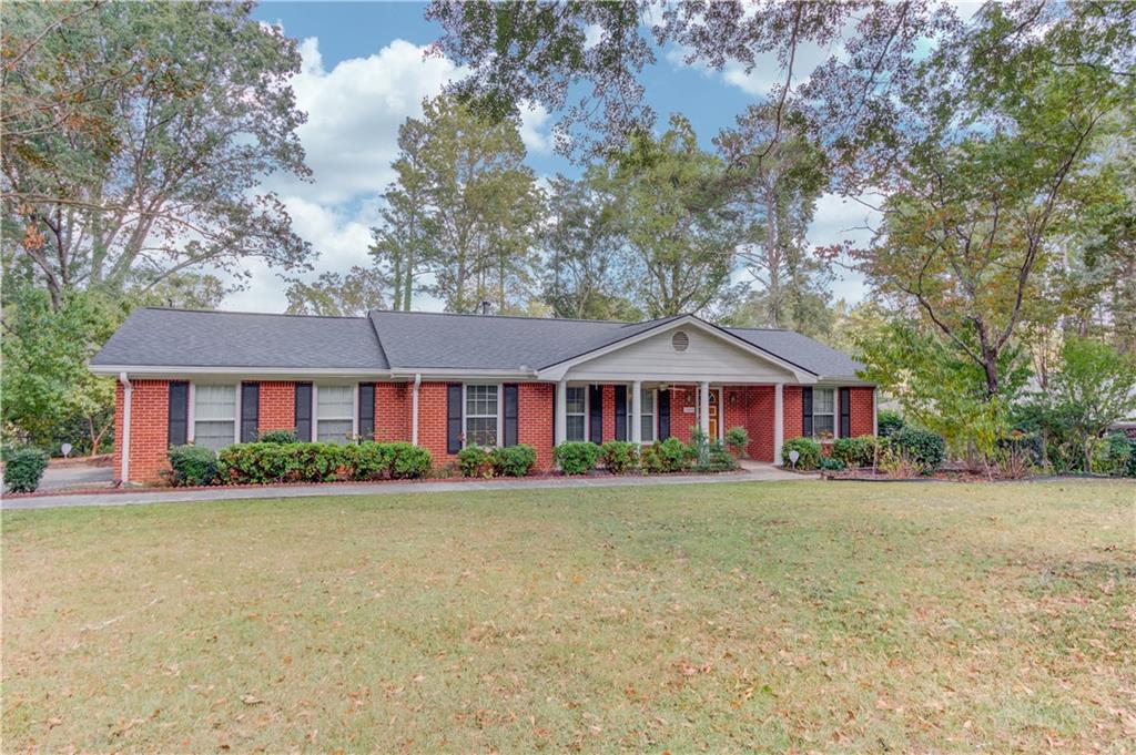 1349 Springwood Drive NW