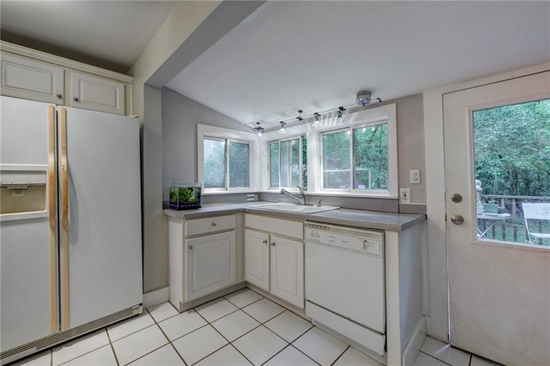 605 Harold Avenue, Atlanta, Georgia image 7