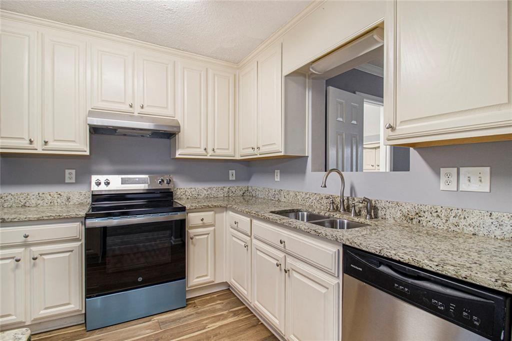 CHASTAIN PARK - Residential