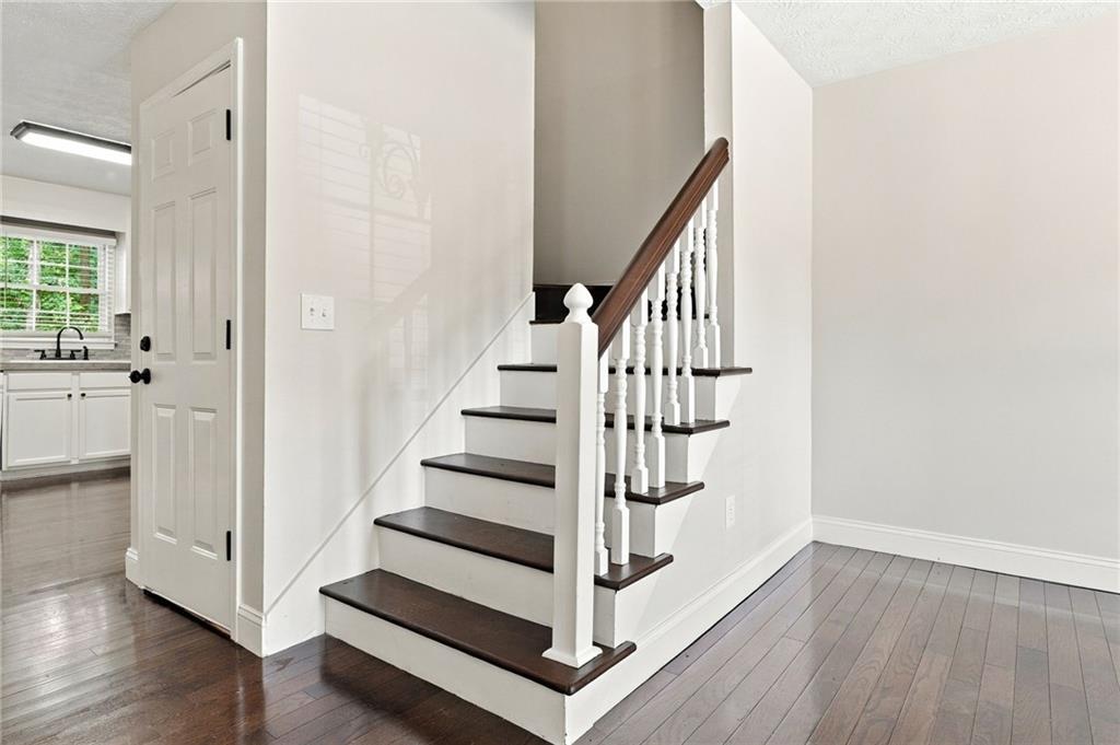 41 Red Oak Circle