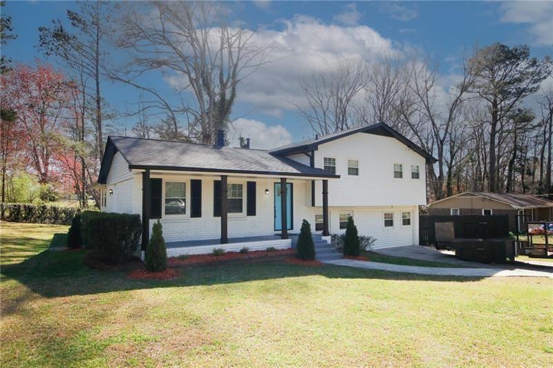 1616 W Kellogg Circle, Douglasville, Georgia image 2