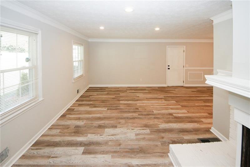 1616 W Kellogg Circle, Douglasville, Georgia image 7