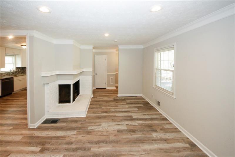 1616 W Kellogg Circle, Douglasville, Georgia image 12