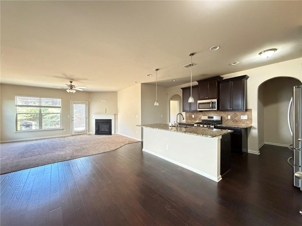 209 Emporia Loop