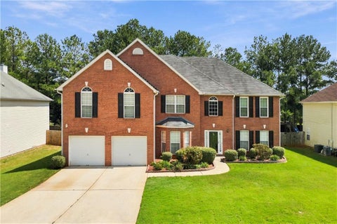 Homes For Sale - 1174 Folkstone Drive<br/> Mcdonough, GA 30253