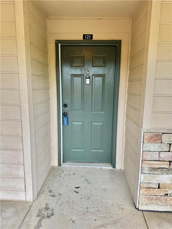 121 Brittany Court, Duluth, Georgia image 2