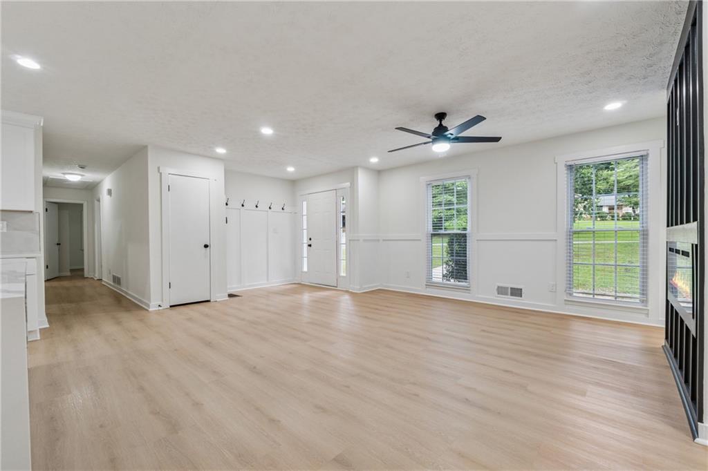 676 Bralorne Drive