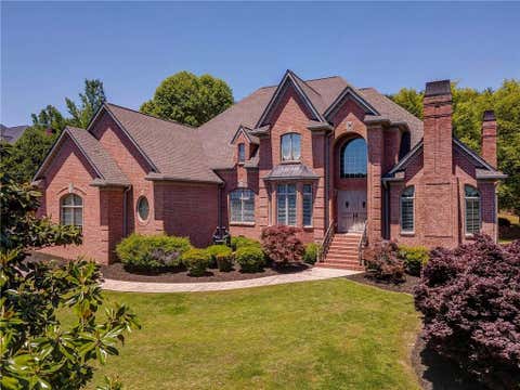 Homes For Sale - 7104 Portobello Road<br/> Fort Payne, AL 35967