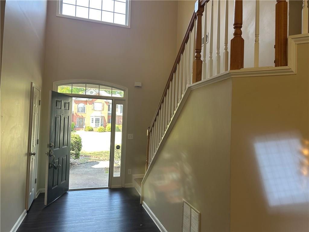 6210 Spring Lake Drive, Flowery Branch, Georgia image 3