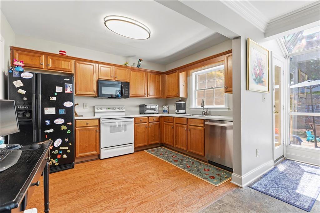 62 Mount Vernon Circle, Atlanta, Georgia image 7