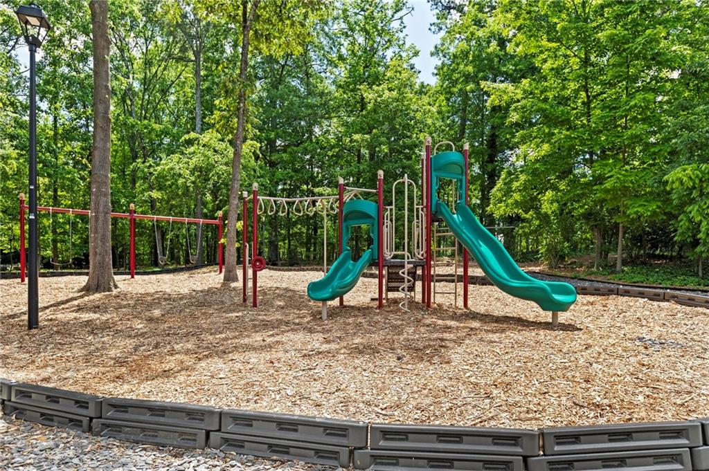 62 Mount Vernon Circle, Atlanta, Georgia image 18