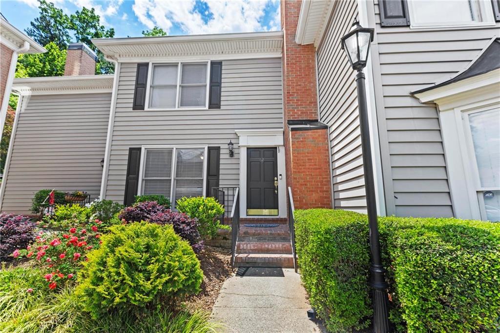62 Mount Vernon Circle, Atlanta, Georgia image 1