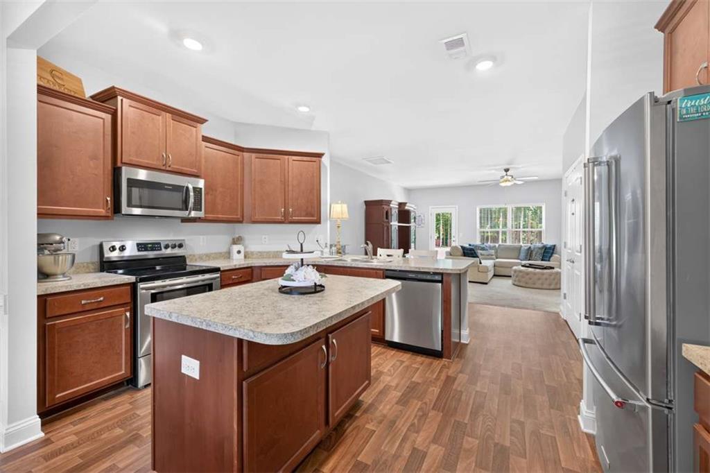 517 Forest Path