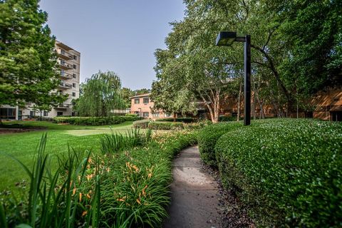 1800 Clairmont Lake A226 Decatur GA 30033