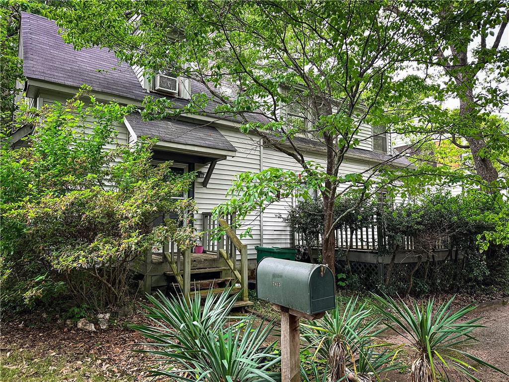 2413 Charleston Oaks Lane