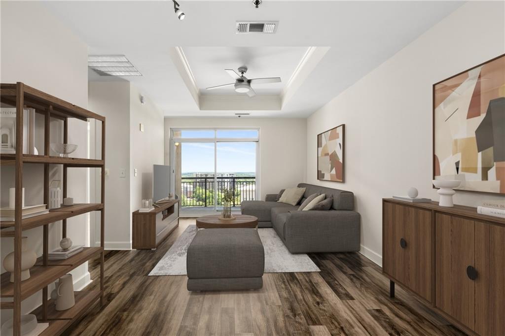 325 E Paces Ferry Road NE 1704