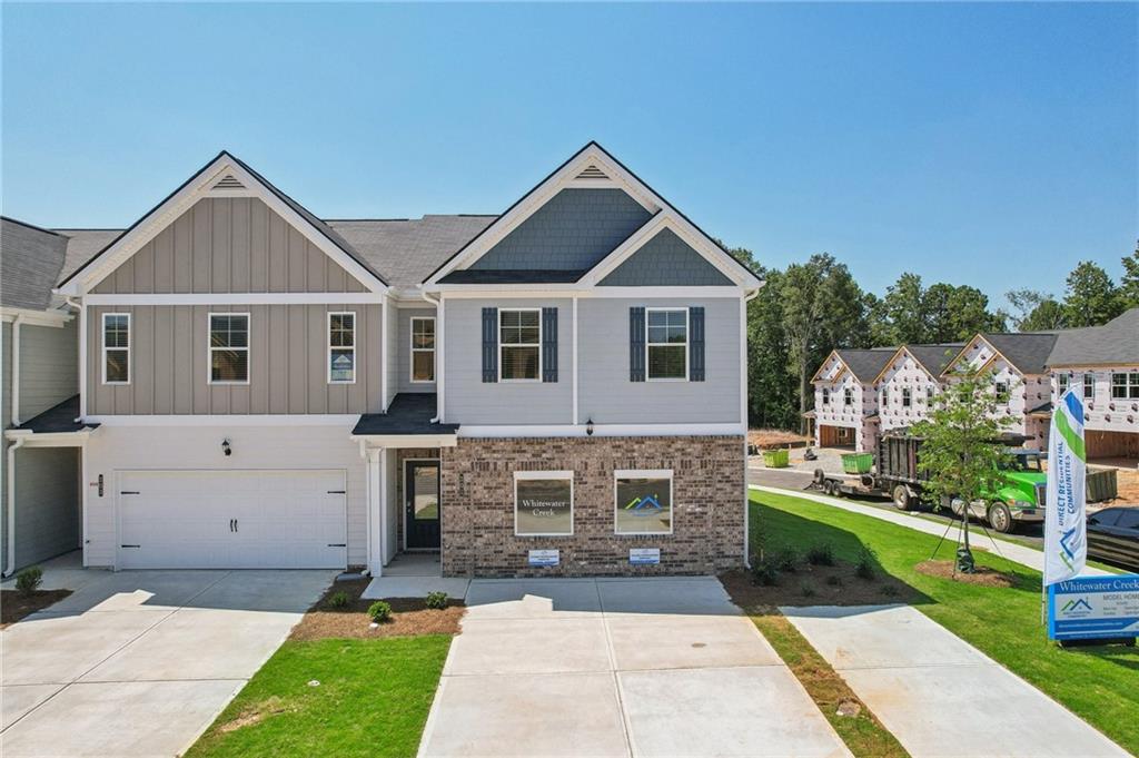 323 Crimson Drive, Union City, Georgia image 1