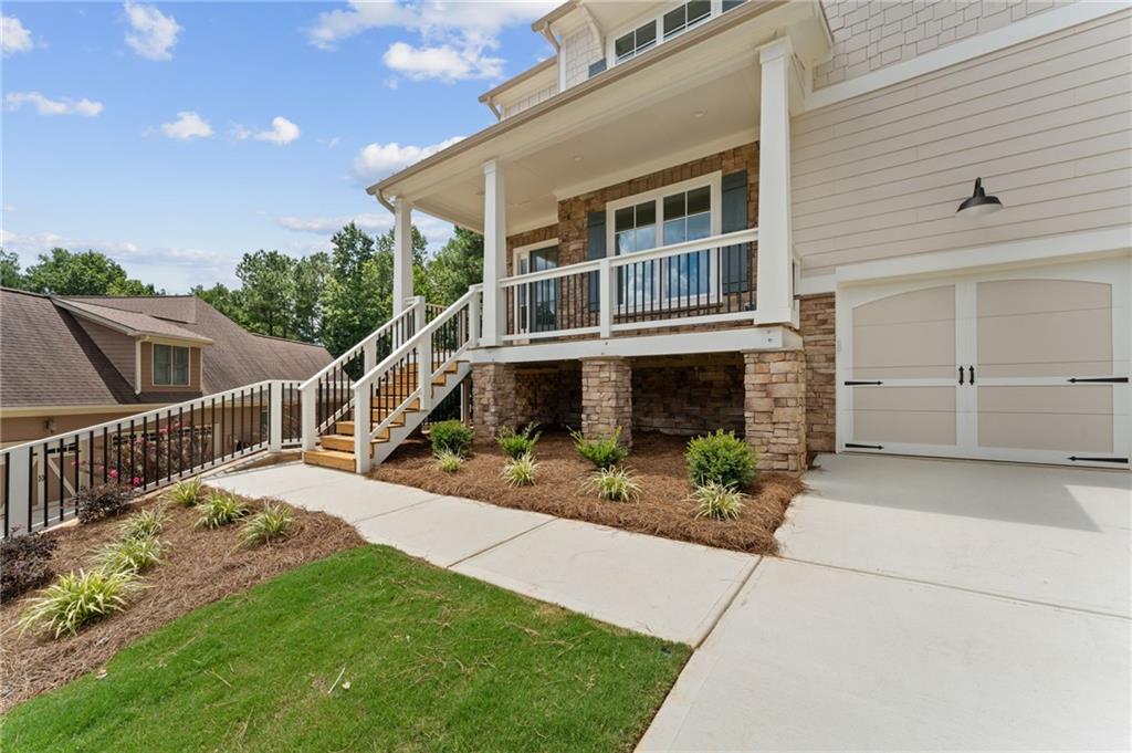 64 Grand Oak Court