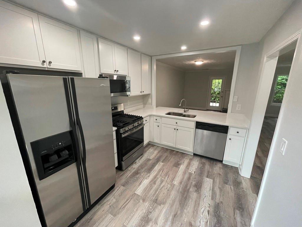 Jamestowne - Residential Lease