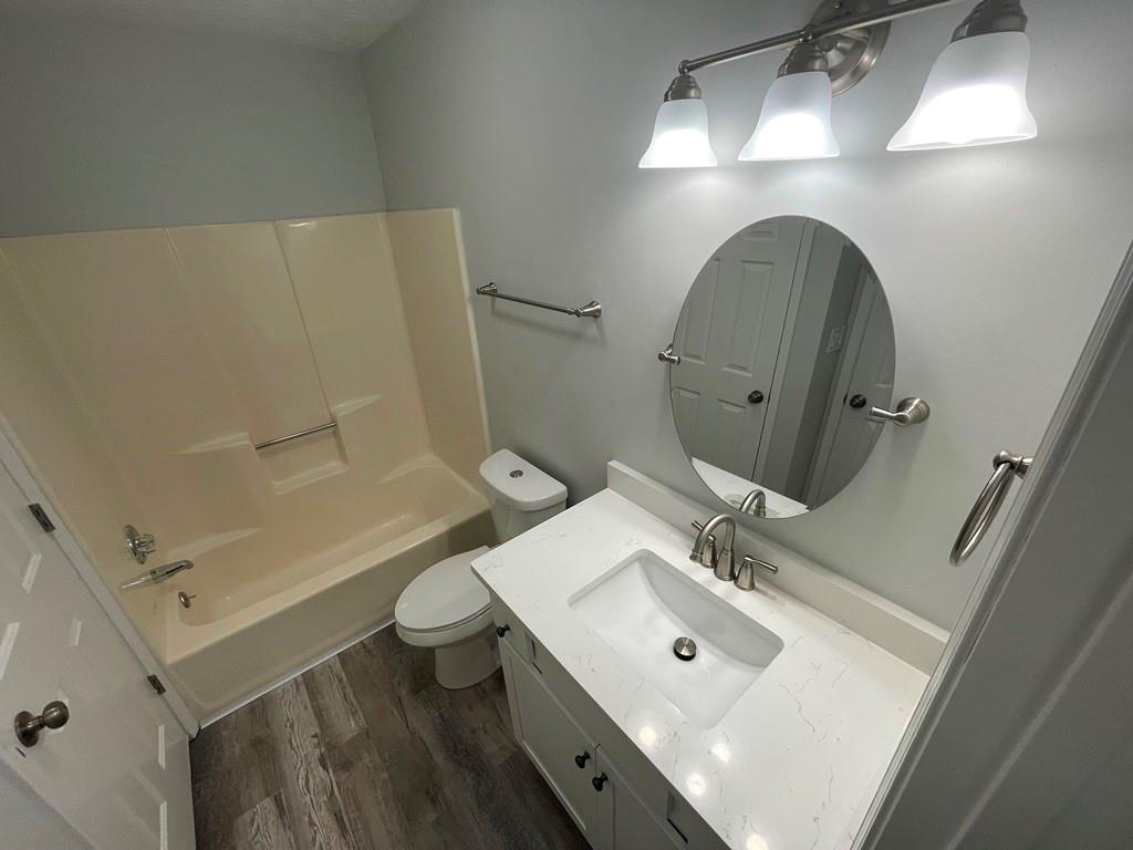 Jamestowne - Residential Lease