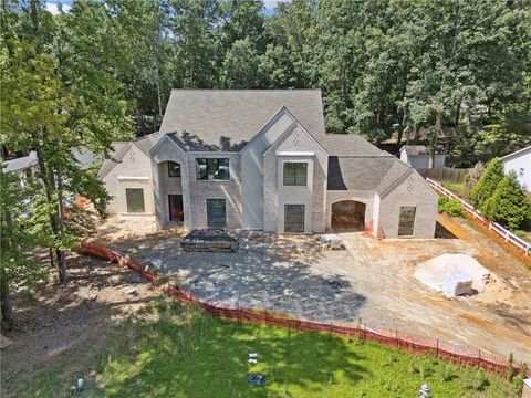 141 N. Trace Alpharetta GA 30009