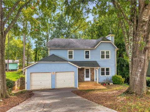 Homes For Sale - 5004 Brandlwood Ct<br/> Lilburn, GA 30047